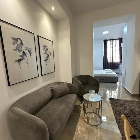 Pink Hub No 2stay In The Heart Of *